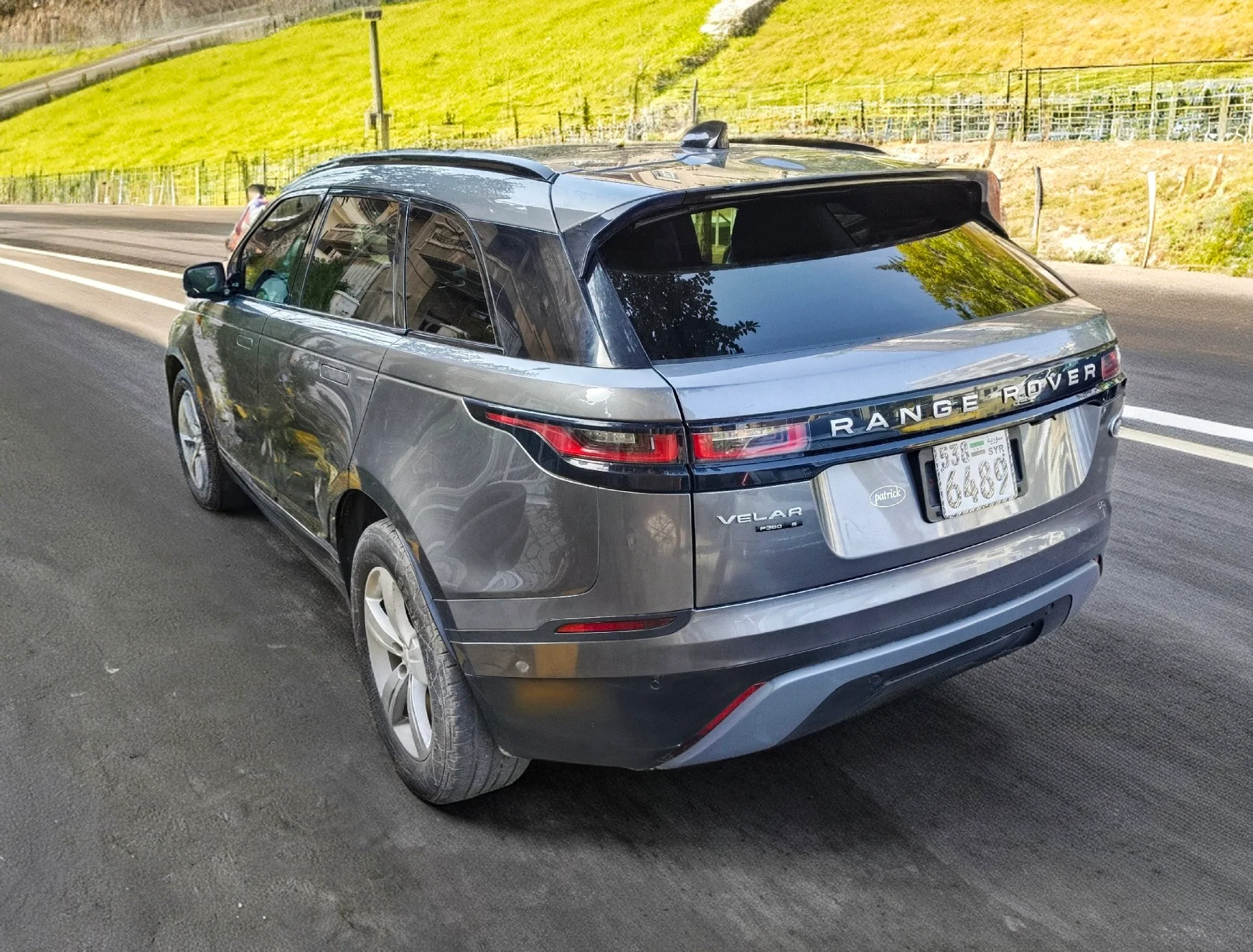 2018 لاند_روفر autobiography - Used - damascus - Photo 2