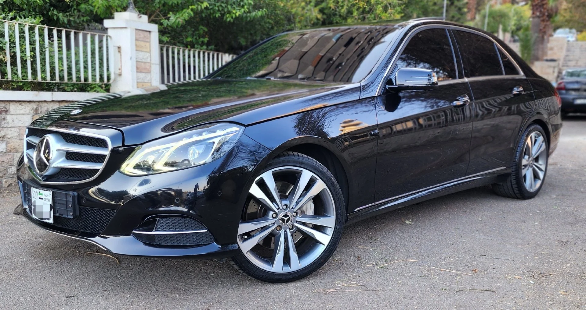 2015 مرسيدس_بنز e 400 - Used - damascus - Photo 1