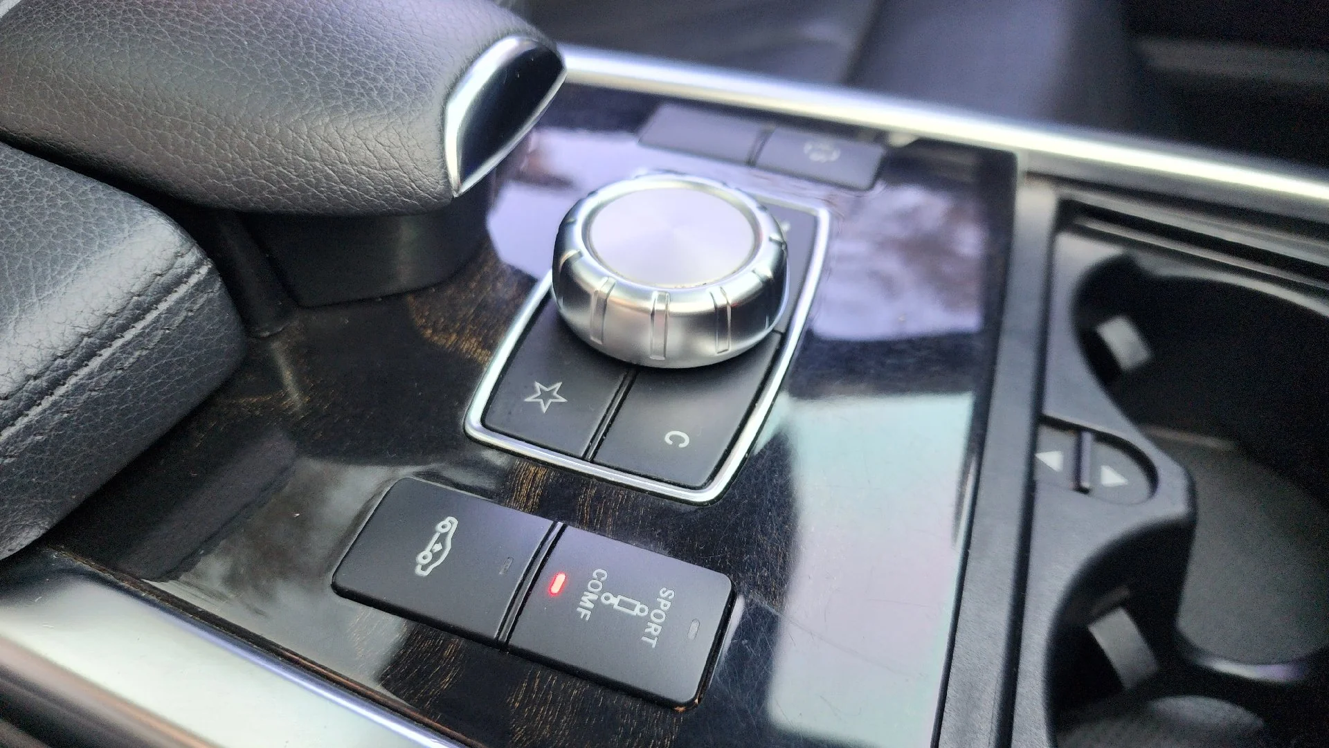 2015 مرسيدس_بنز e 400 - Used - damascus - Photo 8