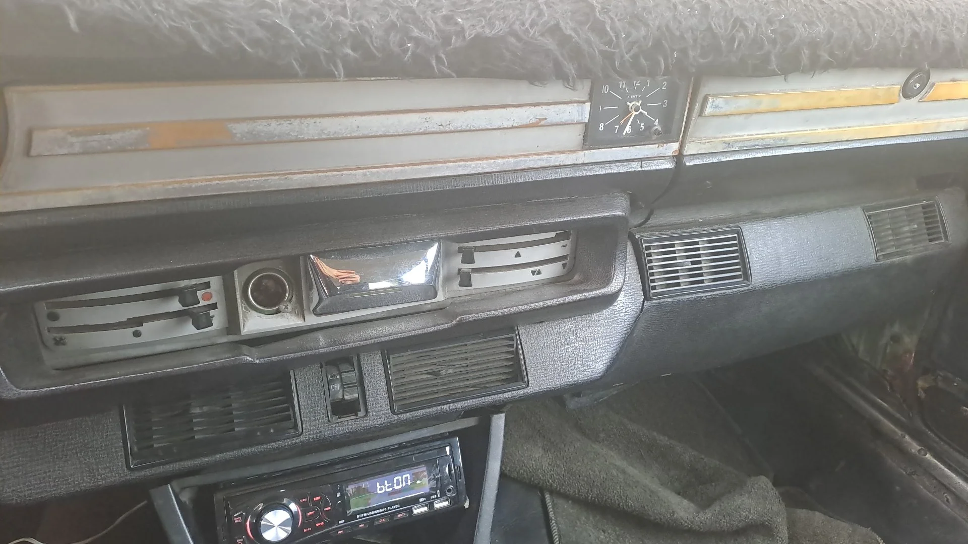 1997 بيجو 504 - Used - latakia - Photo 7